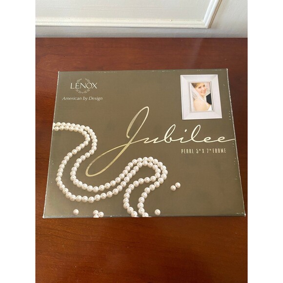 Lenox Jubilee Pearl 5x7 Picture Frame Wedding Anniversary NIB - Picture 2 of 12